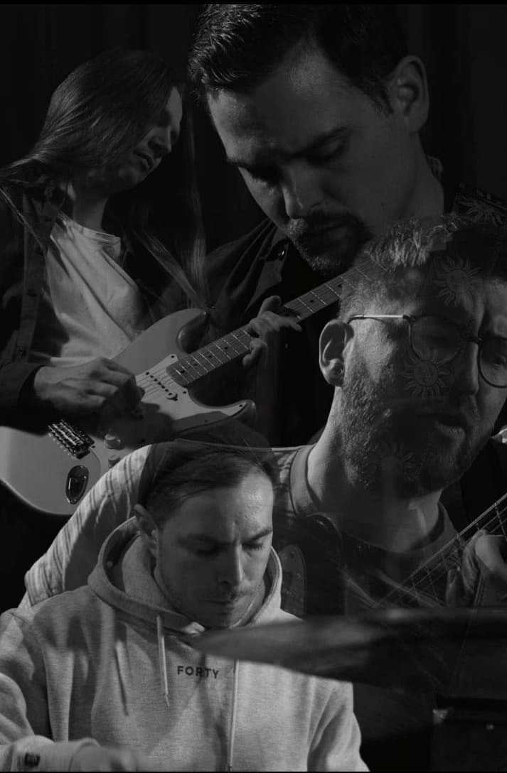 Cornfield Chase (@cfchasemusic) on Twitter photo The release of our double A-side tape marks the end of an era. Scooby and Stephen saw us move from a light, indie sound to a fuller rock one. We are so proud of these singles. 
We cannot thank the boys enough and we look forward to releasing the physicals. 
๐ธ @itsmrhenderson The release of our double A-side tape marks the end of an era. Scooby and Stephen saw us move from a light, indie sound to a fuller rock one. We are so proud of these singles. 
We cannot thank the boys enough and we look forward to releasing the physicals. 
๐ธ @itsmrhenderson