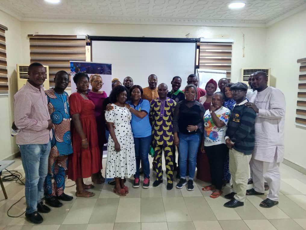 ASWOLNG (@aswolng) on Twitter photo Our workshop yesterday, Building Capacity for Informal Waste Pickers’ Integration in Lagos State. It was a huge success. <a href="/RethinkingCI/">Rethinking Cities</a> <a href="/hbsNigeria/">Heinrich Böll Foundation - Abuja Office</a> <a href="/AdebolaGb/">Gb Adebola</a> <a href="/OBUESI/">OBUESI PHILLIPS</a> <a href="/Lawma_gov/">LAWMA</a> <a href="/dr_ubon/">Dr. Ubon Essien Nsuabia</a> <a href="/NESREANigeria/">NESREANigeria</a> <a href="/EpronNg/">EPRON_NG</a> Our workshop yesterday, Building Capacity for Informal Waste Pickers’ Integration in Lagos State. It was a huge success. <a href="/RethinkingCI/">Rethinking Cities</a> <a href="/hbsNigeria/">Heinrich Böll Foundation - Abuja Office</a> <a href="/AdebolaGb/">Gb Adebola</a> <a href="/OBUESI/">OBUESI PHILLIPS</a> <a href="/Lawma_gov/">LAWMA</a> <a href="/dr_ubon/">Dr. Ubon Essien Nsuabia</a> <a href="/NESREANigeria/">NESREANigeria</a> <a href="/EpronNg/">EPRON_NG</a>