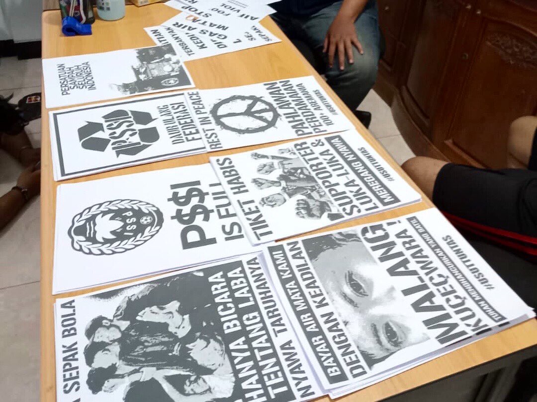 titusputra_p's tweet photo. Perjuangan seng gak onok entek e!!

#usuttuntas
#1tahuntragedikanjuruhan https://t.co/jPg4oO5Ntc
