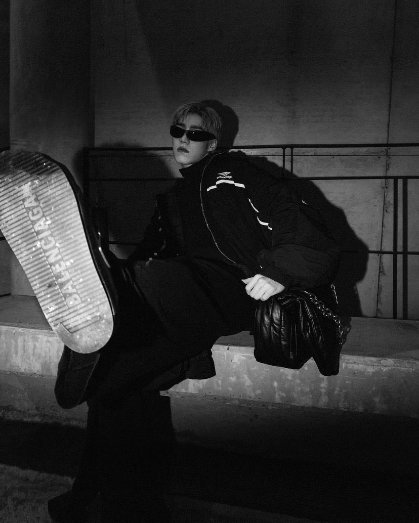 อยากใส่ Balen ละเข้าไปเตะหน้ามึง ถีบสองตีนละกูก็เก๊กท่านึง