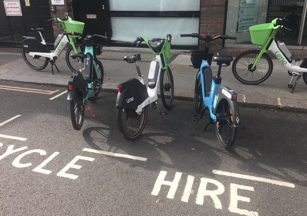 Even with a dedicated drop-off bay, these Lime cyclists still choose to block the pavement for everyone else. Berks on bikes……. #tfl #RideGreen