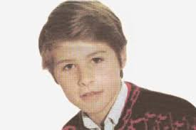 LaMadreDeSatan's tweet photo. El 30 de mayo de 1985, hacia las 21.30, Alfredo Aguirre Belascoain se dirigía a buscar a sus padres en la calle Bajada de Javier, en el casco viejo de Pamplona.

Cuando llamó al timbre del número 16, una bomba trampa hizo explosión. 

1/25

#memoriahistorica
#memoriadelterror https://t.co/YOQfkn102O