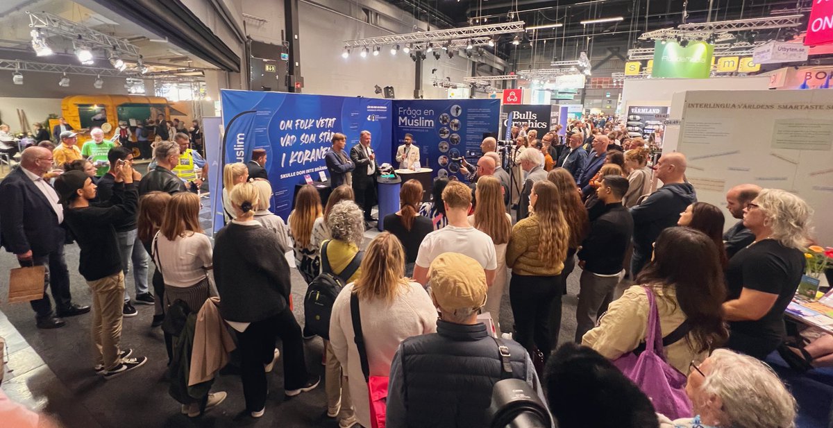 MTASweden's tweet photo. Our Gothenburg team is on location to document the largest bookfair in Nordic. Several intresting discussions are being held on the Holy Quran and the recent Quran burning in Sweden. Stay tuned for the full report on @NewsMTA in near future.

#bokmässan2023 https://t.co/W7nivsauCX