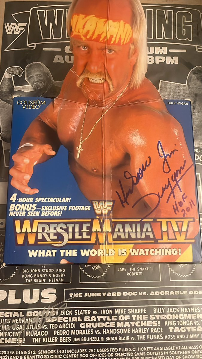 Met the HOF legend “Hacksaw” Jim Duggan last weekend at @Hamiltoncomic con and had him sign this WM4 vhs display. Was gonna sell it. Not now. #WWF #prowrestlingcollector #vintagewrestling