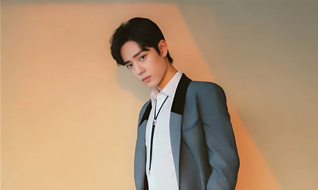 TheCelebrityWo1's tweet photo. Top 15 Hottest and Most Handsome Asian Men 2023  Check - https://t.co/Wy3Nd0skDg

#asianmen #KimTaehyung  #vbts  #XiaoZhan #WangYibo_OneAndOnly #WangYibo #Leeminho #DimeshQudaibergen #BurakDeniz #KimSooHyun #JIN #Jungkook12thWin https://t.co/0DBIUTWmh2