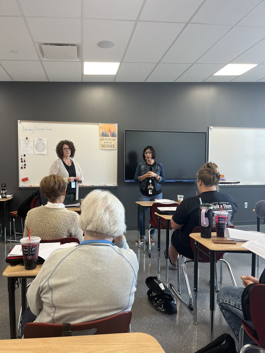 katywellsed's tweet photo. Another successful week of learning and growing. #wearetuskyvalley #joebeckman @TVTrojans https://t.co/AGZLo7G5AL