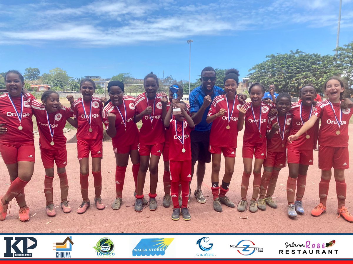 DevilsOfficiel's tweet photo. [PLATEAU U7-U9-U11]

La coupe reste à Pamandzi 🏆🥳 !! Ce matin, un petit tournoi a été organisé entre nos frères de Pamandzi Sporting Club et nos U11. Un événement qui a tenu toutes ses promesses. Un grand merci à coach Mtiti et Rawi. Félicitations les filles
.
#DEVILSFOREVER https://t.co/RQjcbOgXUU