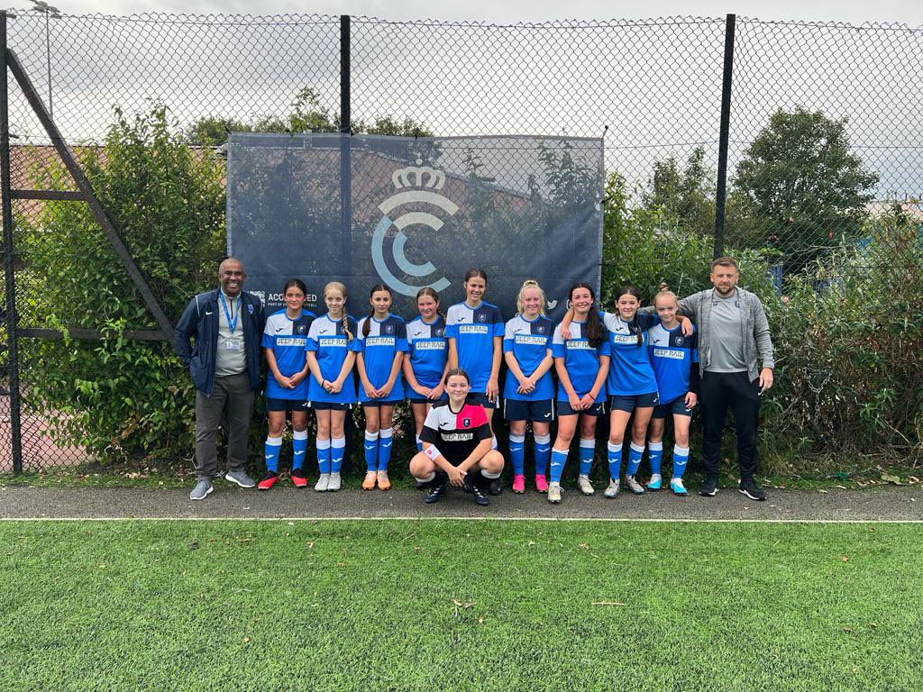 Cheshire_FA's tweet photo. PLAY SAFE WEEKEND | 🤝

Our CEO, Steve, has had a great #PlaySafe morning with @CreweFC Under 13 Jaguars. 

Steve says “It was inspiring to spend time with all the players, coaches, families and Crewe FC’s Chair Steve Parker.”

Huge thanks to the club for backing #PlaySafe | @FA https://t.co/YKHihejz7w