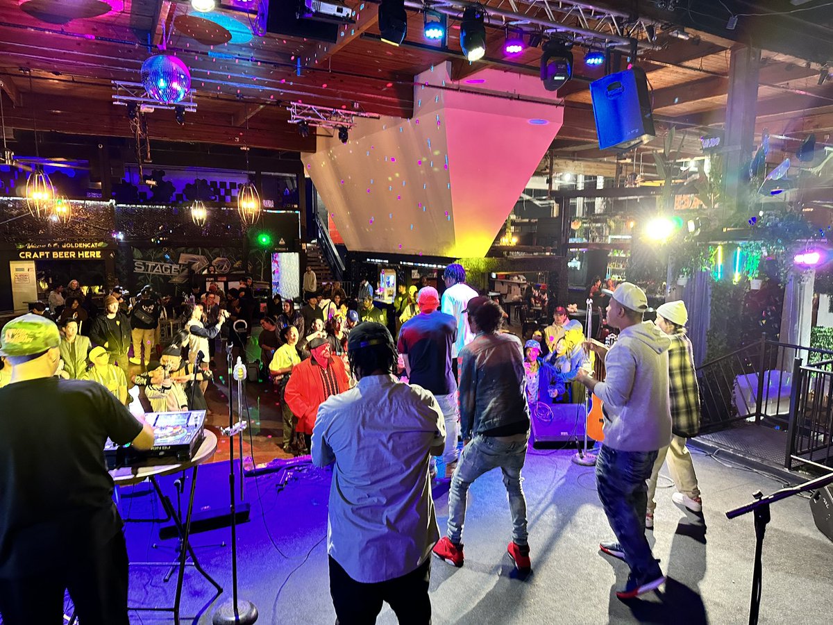 bigwyno's tweet photo. After our new artist Bremer Baden was officially put on to Rated Ill he rocked the house for a packed house headlining Cryptic Cypher! #crypticcypher #ratedill #pdxhiphop https://t.co/eAs5IMlLCV