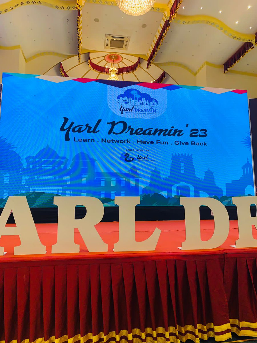 harshika03's tweet photo. Exiting moment ongoing 🤩
First ever community led salesforce conference in Sri Lanka ☁️🩵
@YarlDreamin @YarlSFO https://t.co/7hGHPzz99z