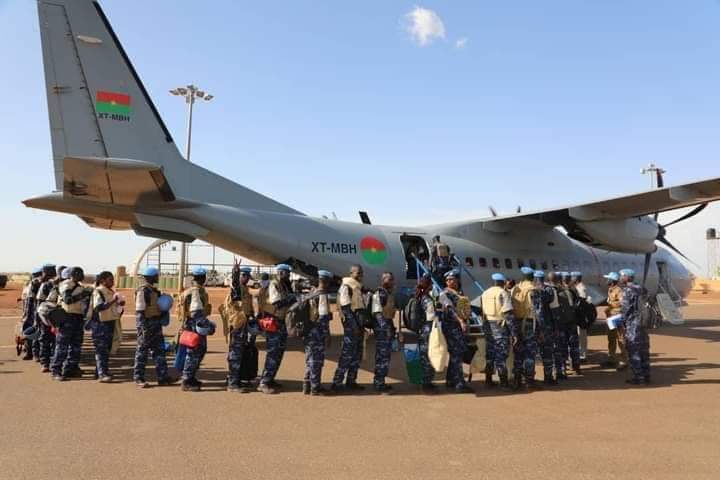 🇲🇱🇧🇫🔥🥰 Les derniers gendarmes burkinabé ont quitté le #Mali le 27 sept. dernier marquant ainsi la fin de la présence du #BurkinaFaso  dans la mission onusienne au Mali.
Merci à ces soldats de la paix qui n’ont ménagé aucun effort pour la #ProtectionDesCivils.