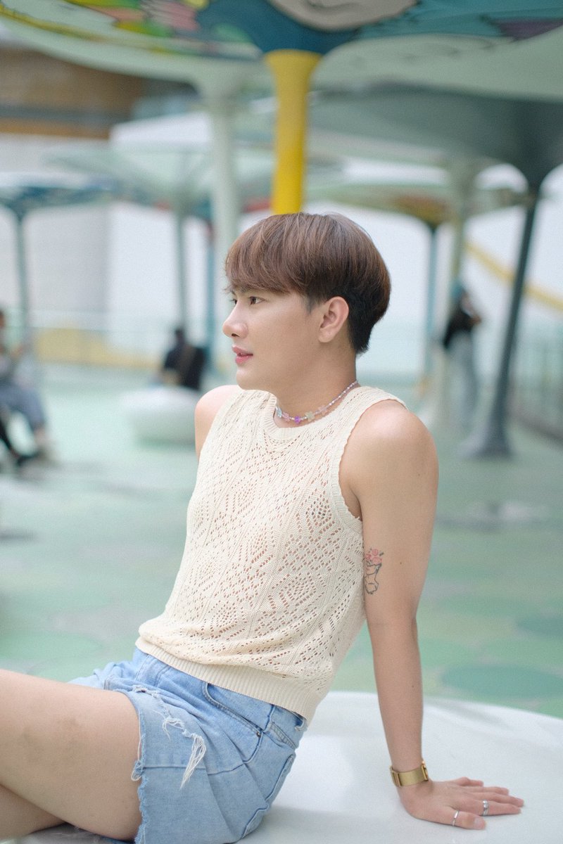 aoffaring's tweet photo. “When I’m with you, it’s like déjà vu
I realize that dreams really come true” 

⚠️ (More carefully when you see my eyes) 💕 https://t.co/RQoLyGTKiS