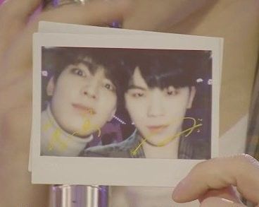 miwon17_'s tweet photo. the 3 wonhoon selfies in 8 years.🥹🥹 https://t.co/t5ut3vpyZY