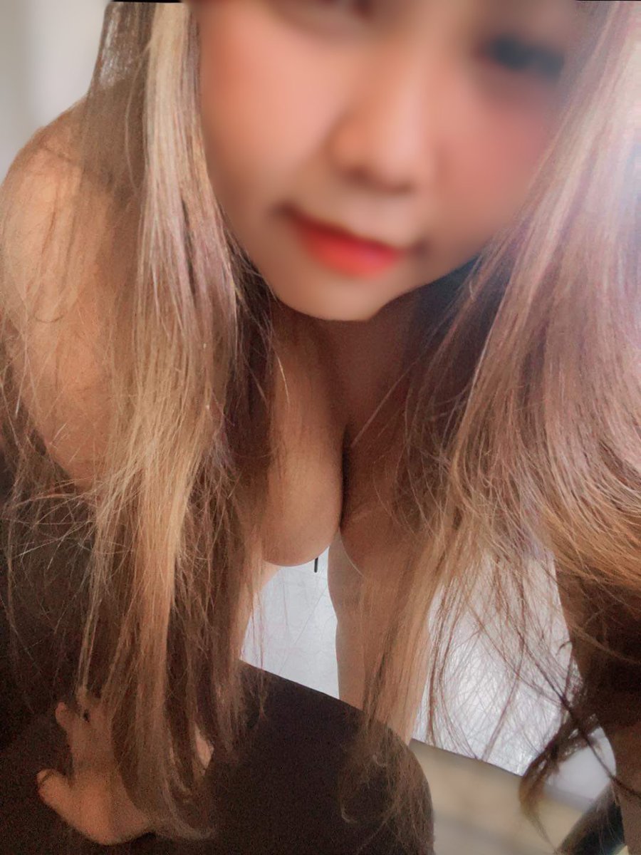 Manowwaan69's tweet photo. ช่วงนี้ไม่เหงาก็แฉะ เพราะฝนแม่งตกทุกวัน #เลสเบี้ยนหื่น #เลสเบี้ยน #เลสเงี่ยน #เลสเบี้ยนเงี่ยน #เลส #นวดน้ํามัน #นวดออย #นวดอโรม่า #นวดผ่อนคลาย #หาคนคุย #หาคนซัพพอร์ต #DM https://t.co/WvQuvqnL0e