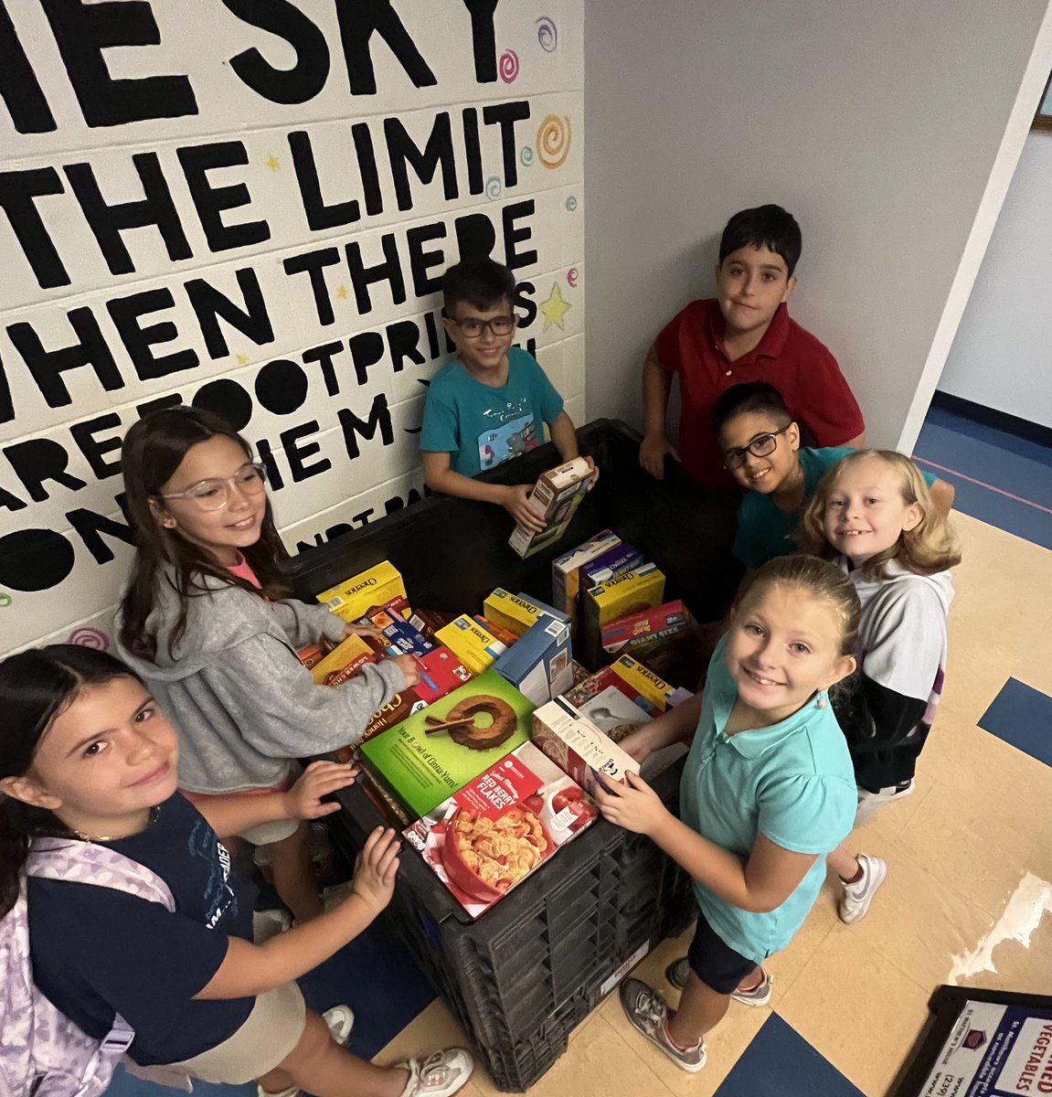 Skudnig's tweet photo. Our @TommieBarfield Cereal Box Food Drive continues to collect until the end of the quarter, October 13th. Thank you Ss who volunteered to organize the boxes we’ve collected so far and families who have sent in boxes. #StudentLighthouse #ServiceLearning @StMatthewsHouse https://t.co/aHAwITM7Dq