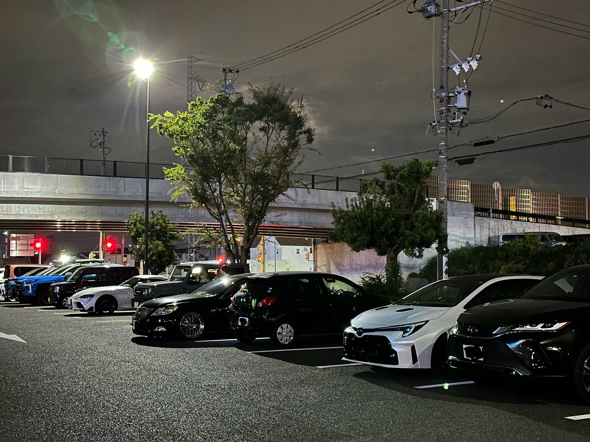 kkgrc1515's tweet photo. ドライブがてら刈谷ハイウェイオアシスに来てみてます!
あっ隣空いてるので良ければトナラーどうぞ笑
#GR #GRカローラ #grcollora #grカローラ #カローラ #トヨタ #toyota https://t.co/zNNVgtwkxv