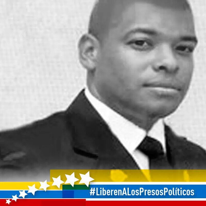 ErasmoBolivar_'s tweet photo. #30Sept 20 años pagando una injusta condena...

20 años que no le van a regresar, pero es momento de hacer justicia y lograr su LIBERTAD.

#LiberenAErasmo #Venezuela https://t.co/sZu9e5ANPs