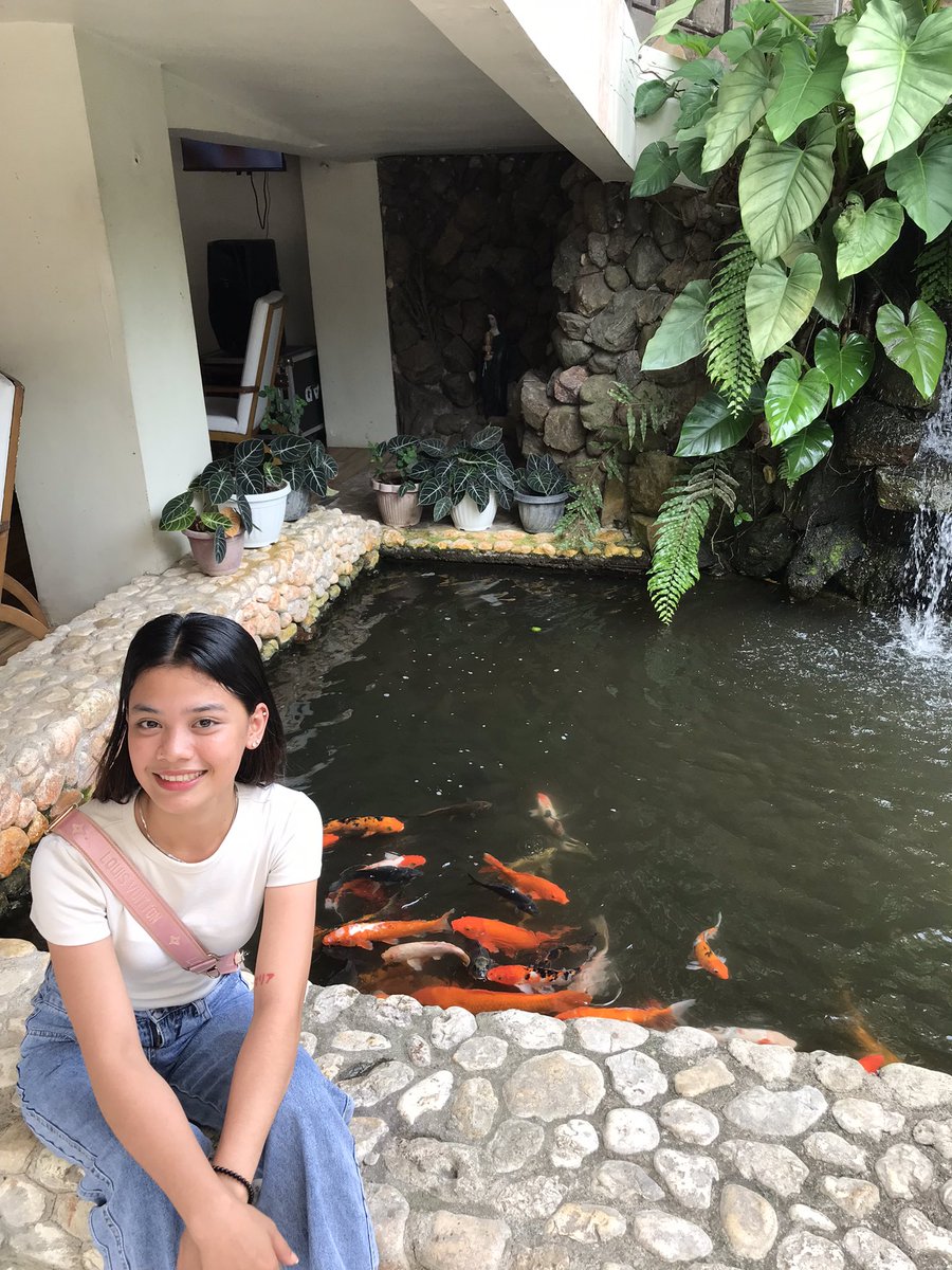Mb_viterbo's tweet photo. sana all pa swimming swimming lang https://t.co/Ia6l3y2kOK