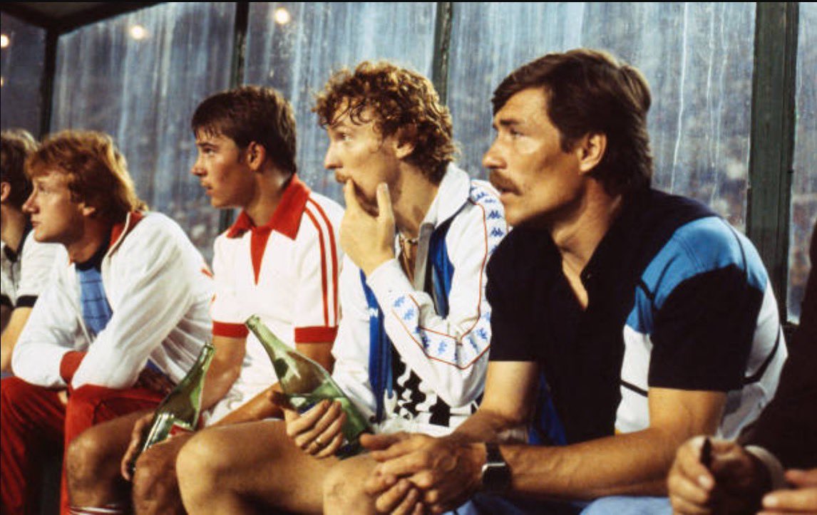ukasz_michal's tweet photo. Towarzyski mecz @juventusfc - @RTS_Widzew_Lodz rok 82 
@rozmowysportowe 
@PrawdaFutbolu 
@KoltonRoman @BoniekZibi 
#Smolar 
Kto pamięta wynik ? https://t.co/hUWk8G41eN