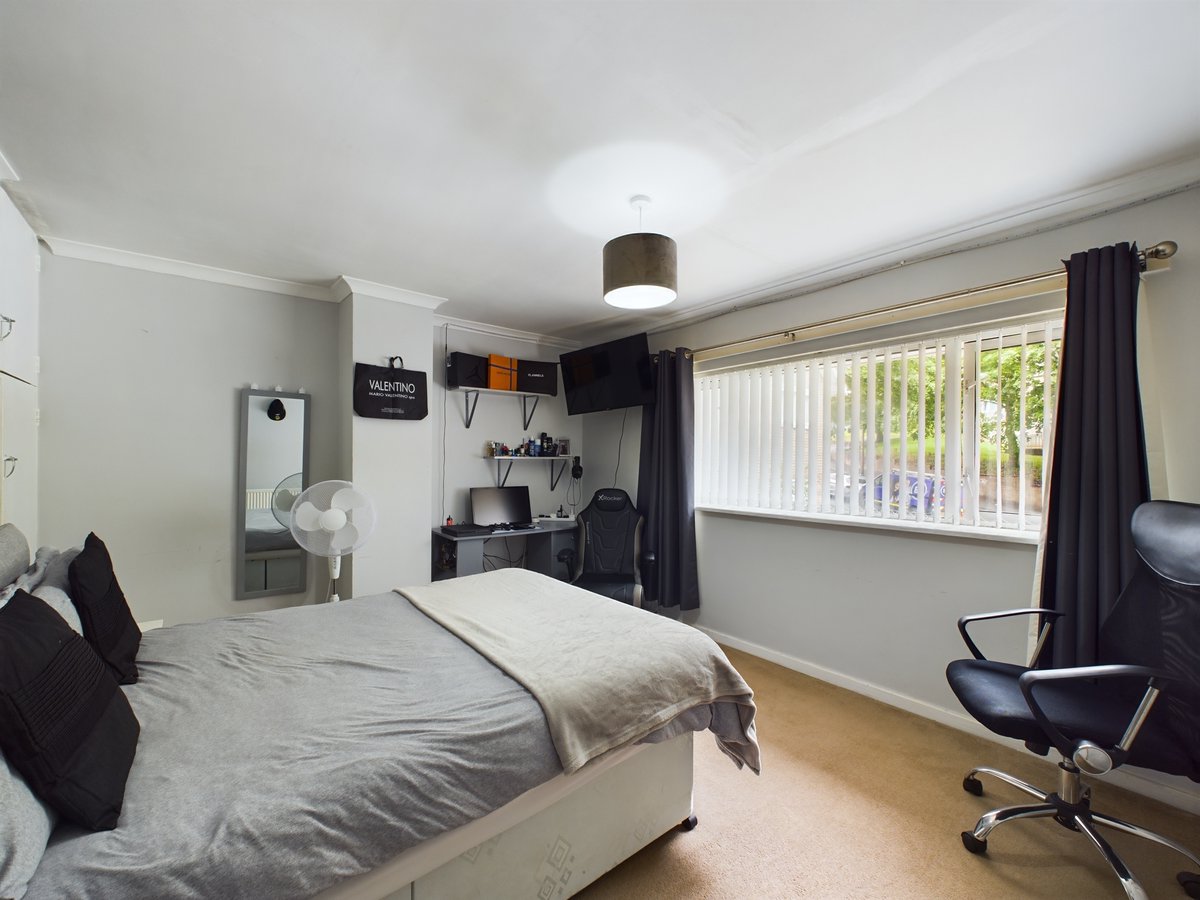 fortisdothomes's tweet photo. 🏘️🏘️🏘️ NEW PRICE 🏘️🏘️🏘️

Pentrebane,
£240,000
This well-presented end-of-terrace family home comprises an entrance hall, living/dining room, modern fitted kitchen, three double bedrooms, bathroom and separate WC.
https://t.co/8YsSfB6WPW

#Fortis #FortisHomes #CardiffEstateAgents https://t.co/NSU5K4Emvd
