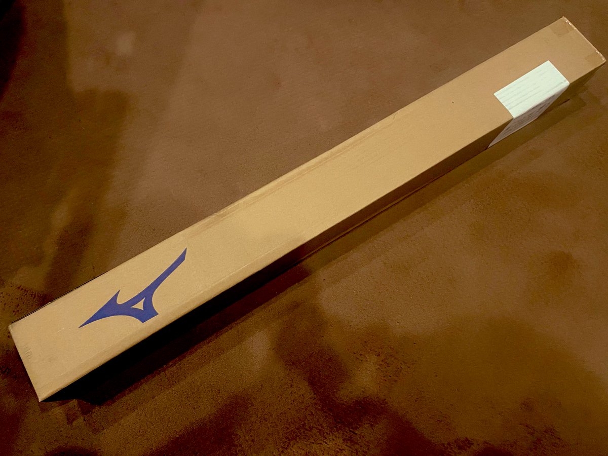 kenshin9125's tweet image. きたぜよ(΄◉◞౪◟◉｀)
そしてフレアにするため、すぐにテープ交換を決めてやったぜ( ´∀｀)ﾌﾌﾌ

グリップパッドはミズノ製1個で事足りました٩( 'ω' )و

#飛距離は金で買う時代
#IOMIC