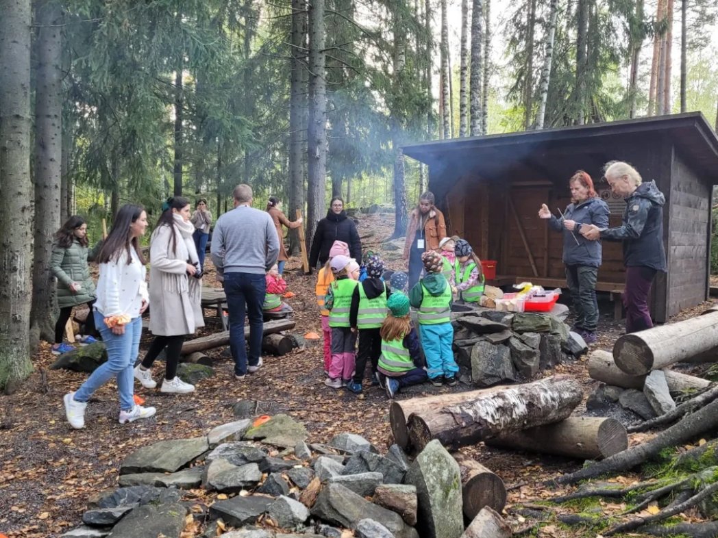 "It is ok to think big but start small!"
Last week we got to know Inclusion, Support systems, Education Outside the Classroom, STEAM pedagogy and much more in practice. Thank you LINTAC from Chile and Polar Partners for a memorable week!

#studytour #teachertraining