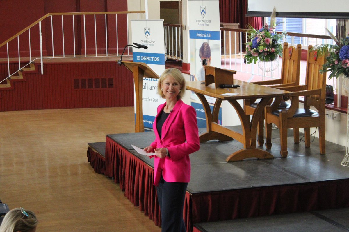 LboroGrammar's tweet photo. 🌟 Open Day was  incredible! 🏫✨ Mini events highlighting each subject, impressive displays of pupils' work, informative student-led tours, inspiring head speeches, and delightful refreshments all made the day truly special. Huge thanks to all who joined us! 🎒📚 https://t.co/SFhINjUbVk