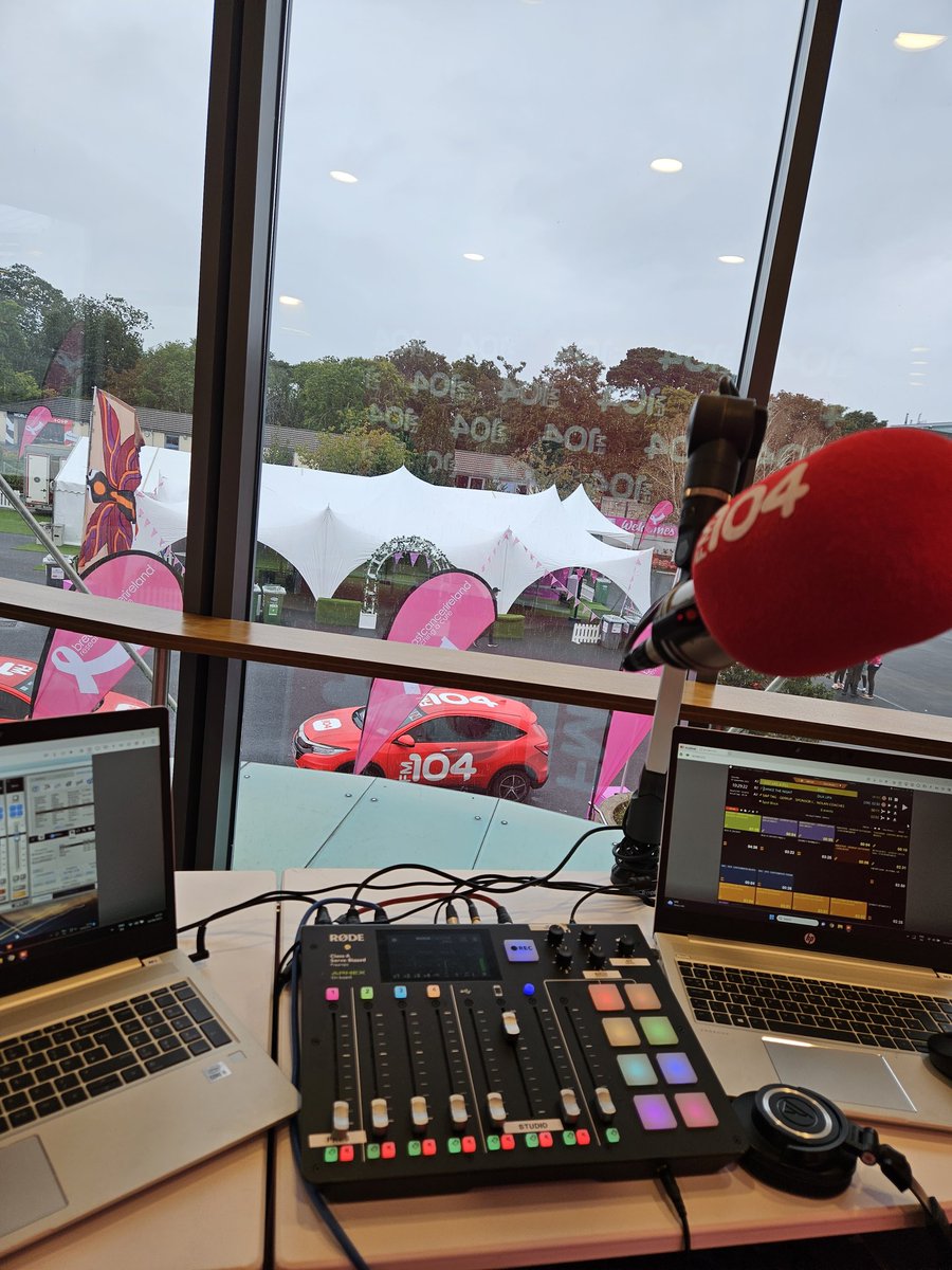 We're live at the #VeryPinkRun with @BreastCancerIre with @FM104 at @LeopardstownRC @shanebyrneoffic @JamesPatrice @ciarathedoc @zeinabofficial