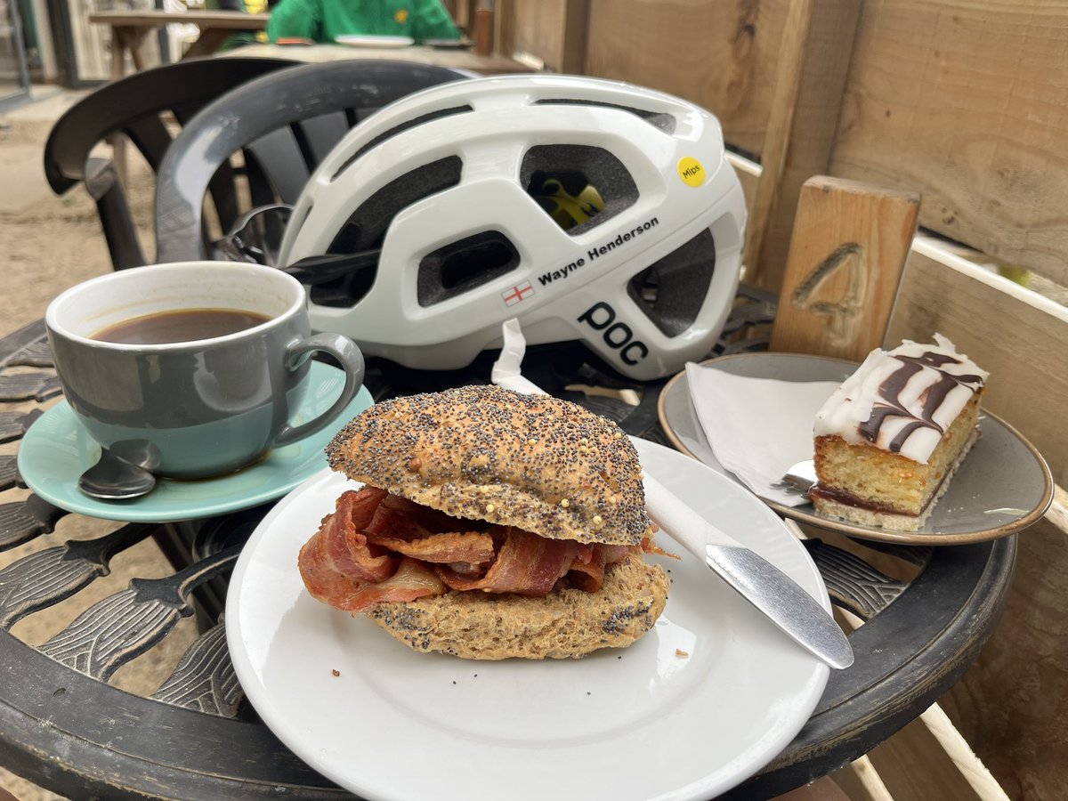 Dog_in_a_hat's tweet photo. It’s a familiar picture, but a very enjoyable one @caffeveloverde #baconcob #coffee #bakewellslice https://t.co/29P5kFUhbZ