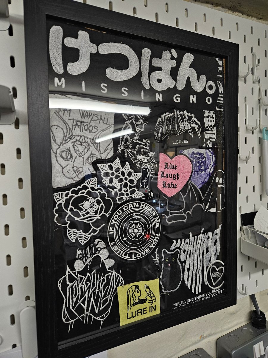 moonmaterials's tweet photo. Made a frame out of a load of embroidery samples from the last few years from artists &amp; businesses I've worked with, love it 🥹 https://t.co/BhJKffYk46