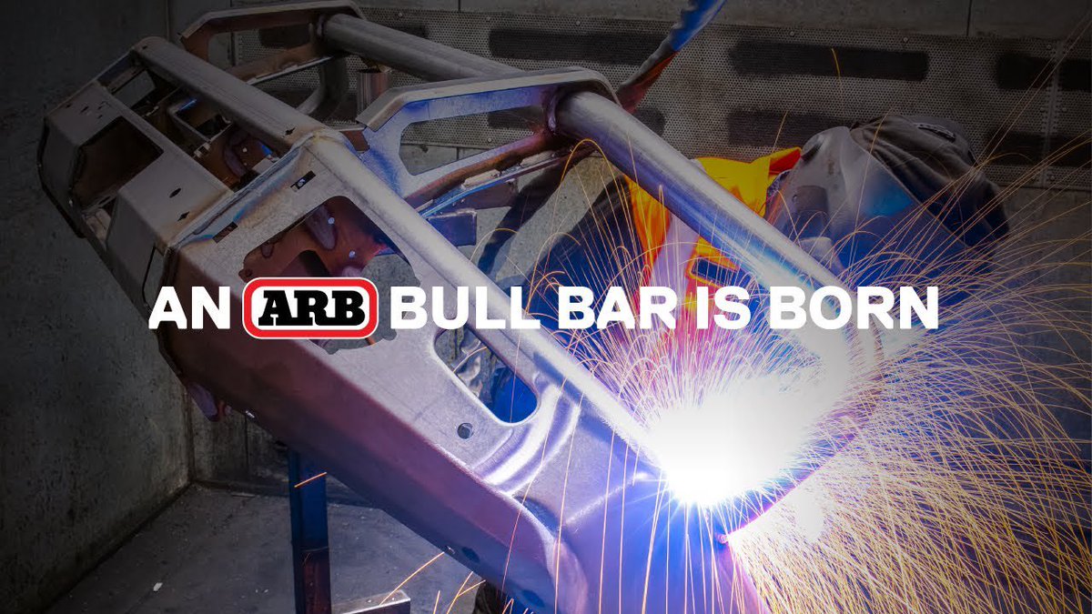 arb4x4jp's tweet photo. #ARBバンパー は、熟練の職人による手作業とロボットによる作業、良い所を組み合わせて製造されています💥
メルボルンの工場で撮影された製造工程の動画をUPしました😊 是非ご覧下さい👀
※ランクル200中期バンパー製造工程
👉https://t.co/NrIo16m9Rr
(🎥 2020年4月)
#ARB #Landcruser #ランクル https://t.co/JVCx9yJ2hk