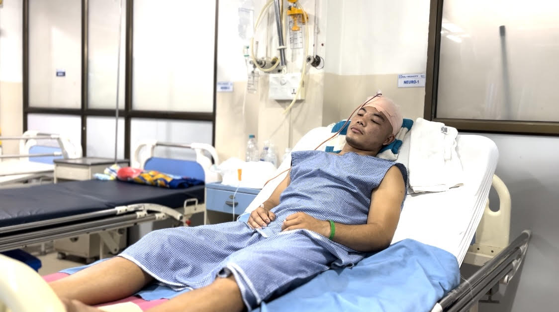 Mob control turns ugly after CAPF uses ‘pellet guns’ in Manipur after J&amp;K

At a time when the Indian government is mulling over replacing pellet guns after their non-lethal tags have been questioned, the Central Armed Police Force deployed in Manipur
imphaltimes.com/news/mob-contr…