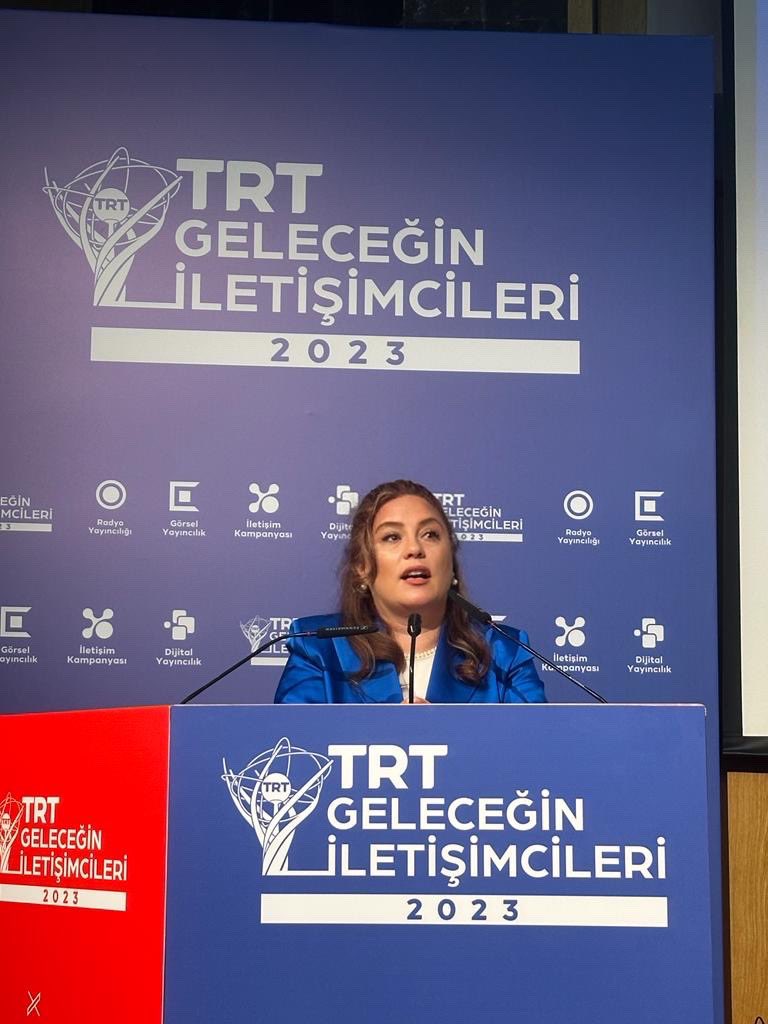 nurozkanerbay's tweet photo. @Turkmarkaofisi olarak bugün @TRTKurumsal ev sahipliğinde ve organizasyonunda düzenlenen #Geleceğinİletişimcileri programı kapsamında gençlerimize “Türkiye Yüzyılı’nda Türkiye Markası”nı anlattık 🇹🇷🇹🇷🇹🇷 Türkiye Yüzyılı’nı olduğu gibi Türkiye Markası’nı da gençlerimizle inşa edeceğiz. 💪