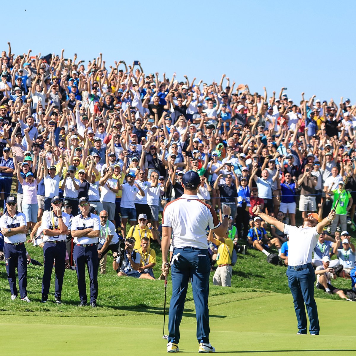 PGATOUR's tweet photo. Glory 🇪🇺 https://t.co/E5g0vEnN8F