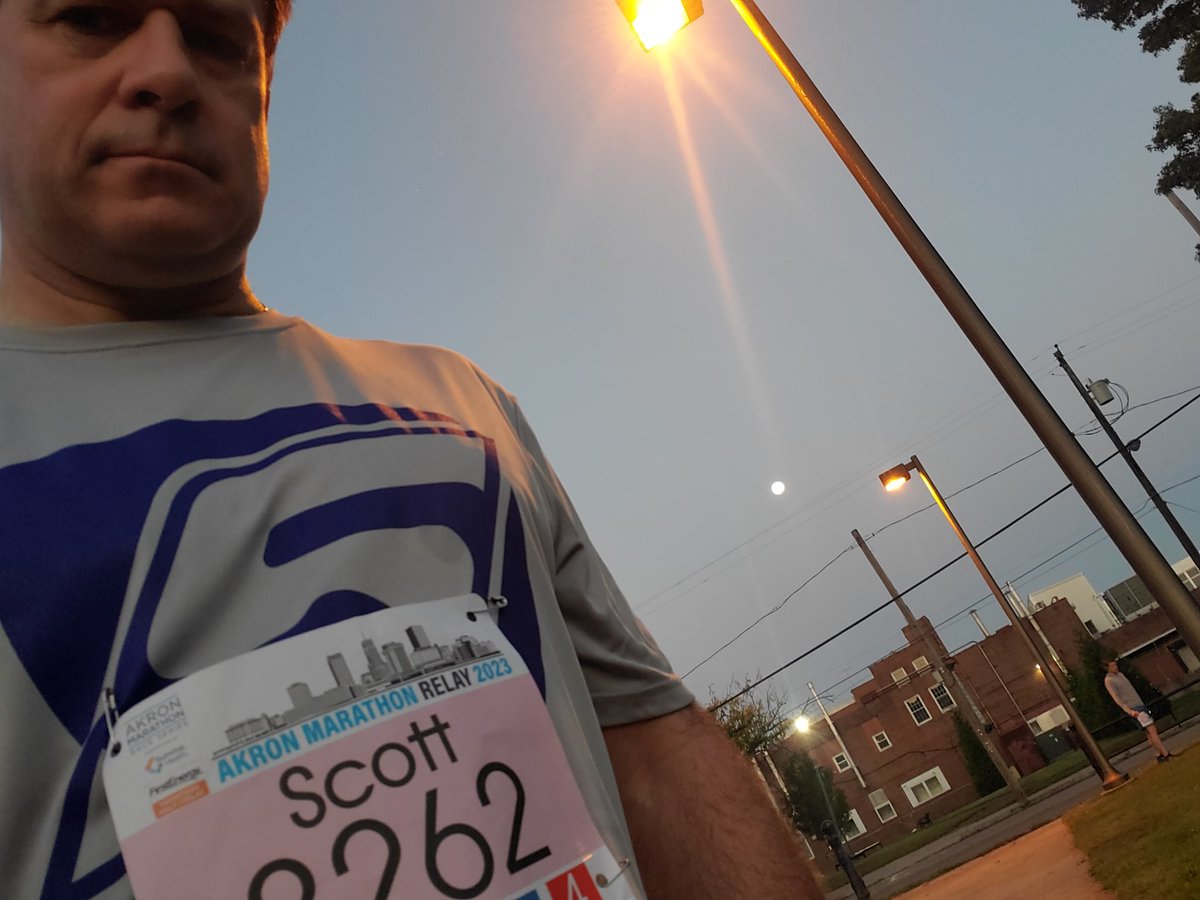 CreepyRunner's tweet photo. Race day. LFG!!
#runAkron
#RelayLeg2 https://t.co/tlRsKFTDUd