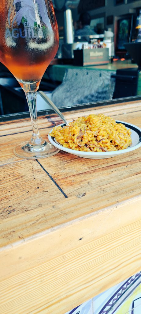 poniendosabor's tweet photo. "Arrocito recién hecho con pulpitos y gambas"
#tapadeldia https://t.co/dl2bG9P7jD