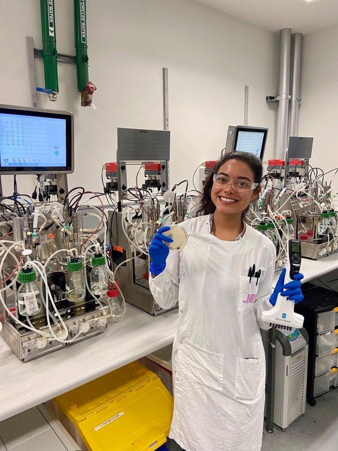 Esteban Marcellin (@es_marcellin) on Twitter photo So proud of <a href="/KarenRdgzm/">Karen Rodriguez</a> for winning the poster for her work on recycling carbon to create jet fuels at the GBA <a href="/UQ_News/">UQ News</a> <a href="/AIBNatUQ/">AIBN Research</a> @arc So proud of <a href="/KarenRdgzm/">Karen Rodriguez</a> for winning the poster for her work on recycling carbon to create jet fuels at the GBA <a href="/UQ_News/">UQ News</a> <a href="/AIBNatUQ/">AIBN Research</a> @arc