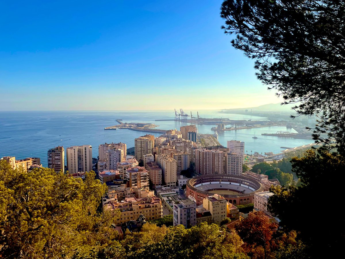 svenlabenz's tweet photo. Maravillado por la belleza de Andalucía: sus paisajes naturales, su deliciosa comida y la calidez de su gente hacen que siempre quiera volver. ¡Hasta la próxima visita! 🇪🇸 https://t.co/4YtztUij3P