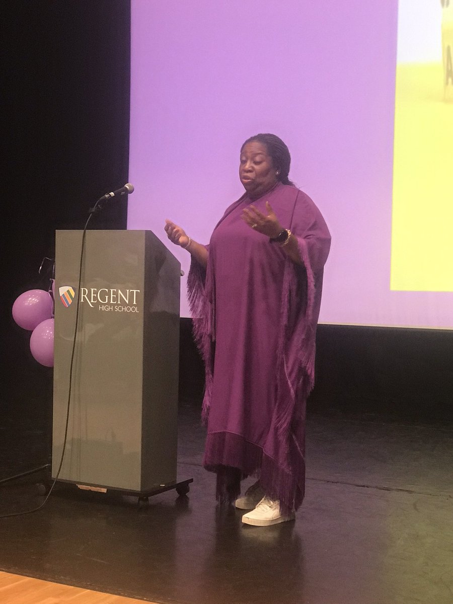 PKatwinch's tweet photo. @IvieOkwuegbuna talking about flexible working in schools. How we can make it work for women.
“Just ask!”
#WomenEd #10%braver https://t.co/aWx6HGMBdI