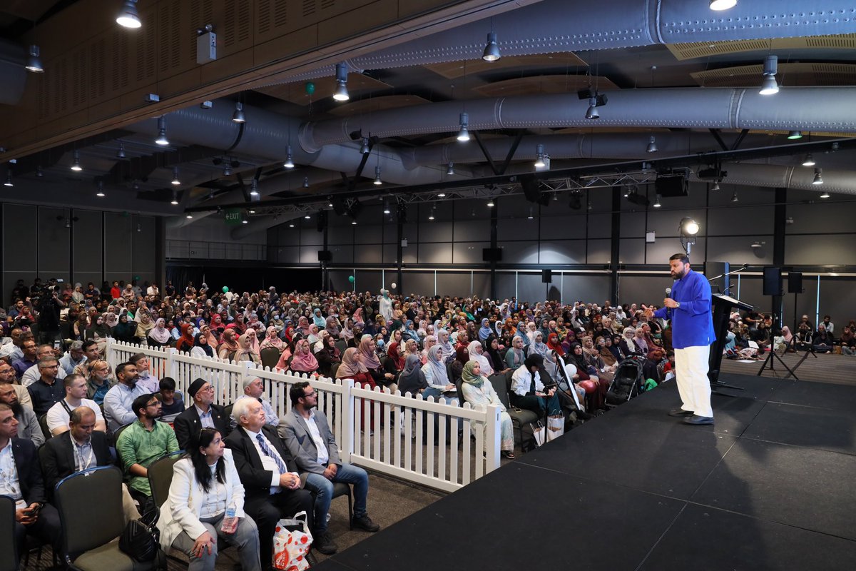 IfamAustralia's tweet photo. 𝐀𝐜𝐭𝐢𝐨𝐧 𝐏𝐚𝐜𝐤𝐞𝐝
A massive thank you to the Australian community, the turn Out was Amazing!!!
Insha Allah, see you tomorrow morning ❤️
#ifamaustralia #ifamcon2023 #ifamconvention2023 https://t.co/40jvHsM3tp