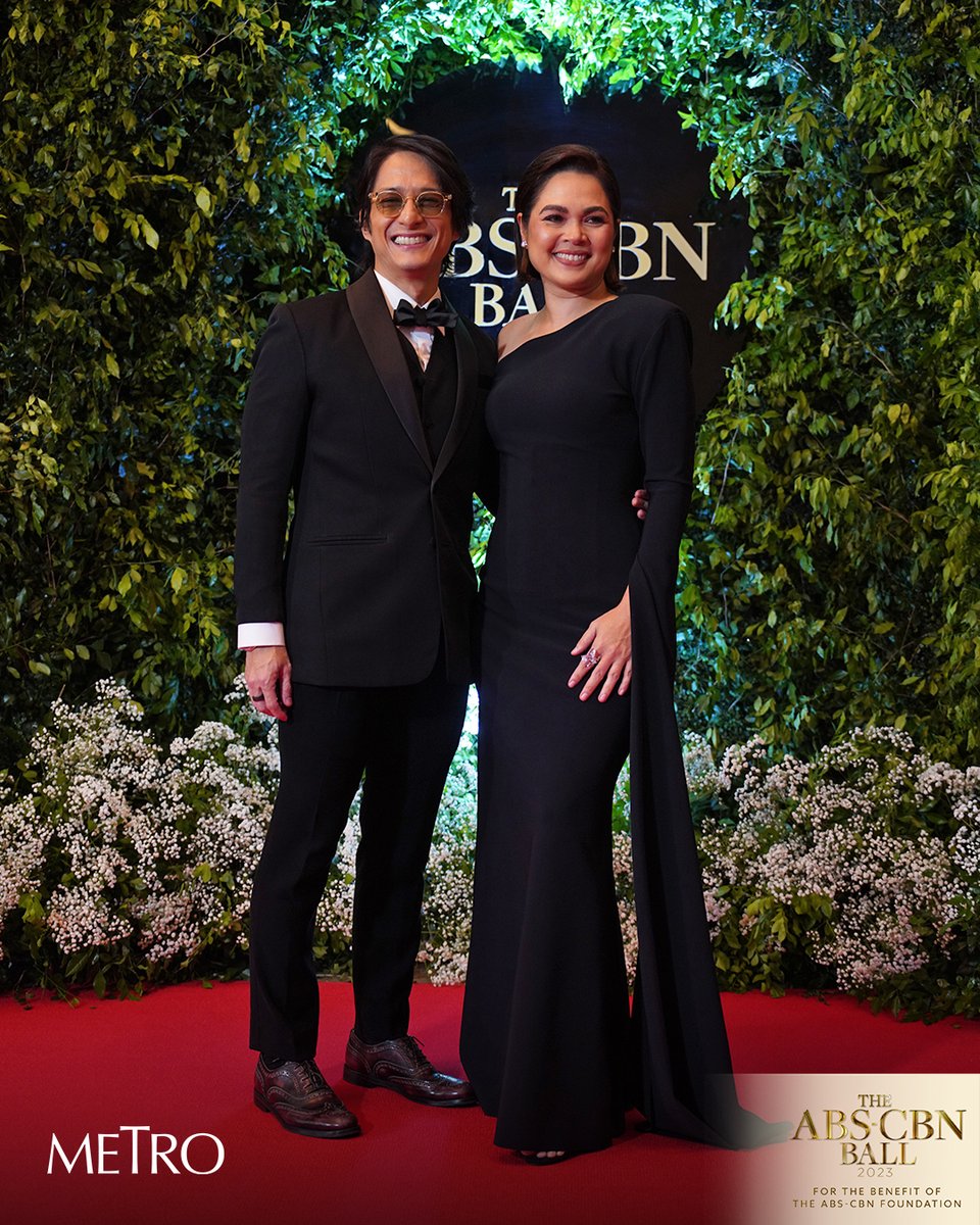 MetroMagPH's tweet photo. Couple goals! #JudyAnnSantos and #RyanAgoncillo, #CocoMartin and #JuliaMontes at the #ABSCBNBallRedCarpet2023.

#ABSCBNBall2023 #METROXABSCBNBall2023 https://t.co/4D0Hgv1oTH
