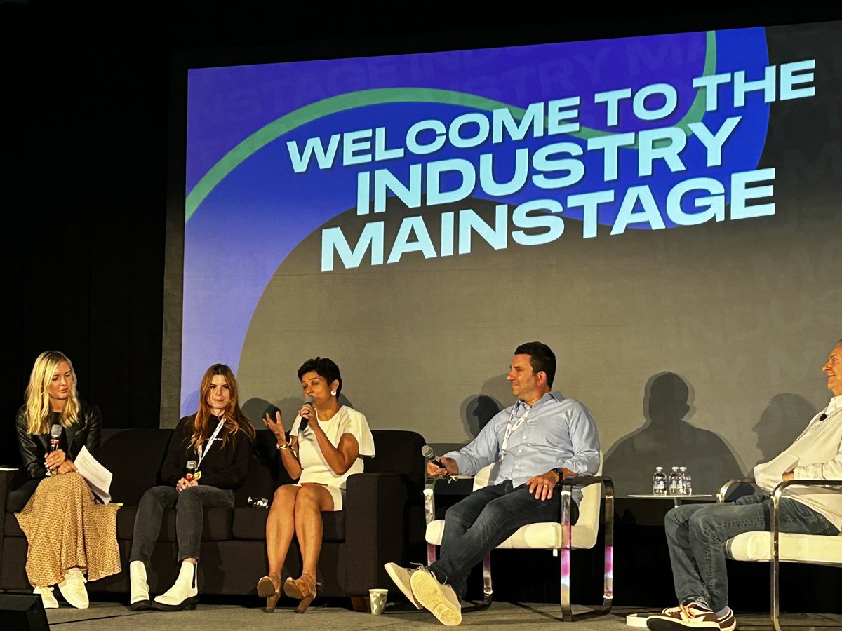 PDeeB's tweet photo. @kirthigareddy Founder @Virtualnessio taking stage at VidCon! #VidConBLT23 https://t.co/lojutTAxGi