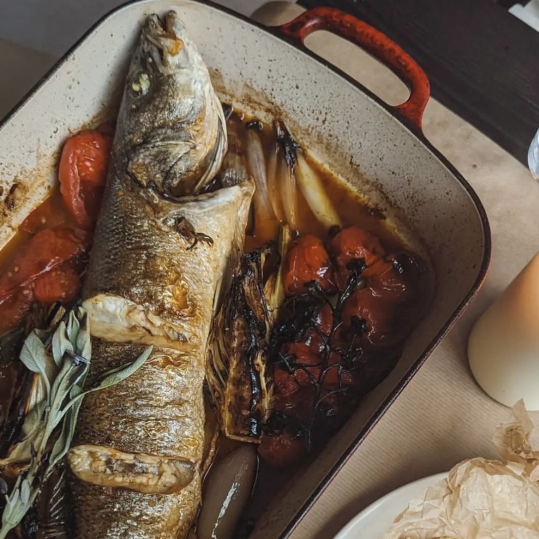 B3Designers's tweet photo. Not only does Lilienblum offer warm lobbies, lyrical menus &amp; beautiful marble-topped counters, you'll also find friendly staff, an expansive open kitchen &amp; incredibly flavourful food.

Read more about our visit here: https://t.co/KLH6msRaaI

#B3Designers #InteriorDesign #Review https://t.co/yapvaJ0e86