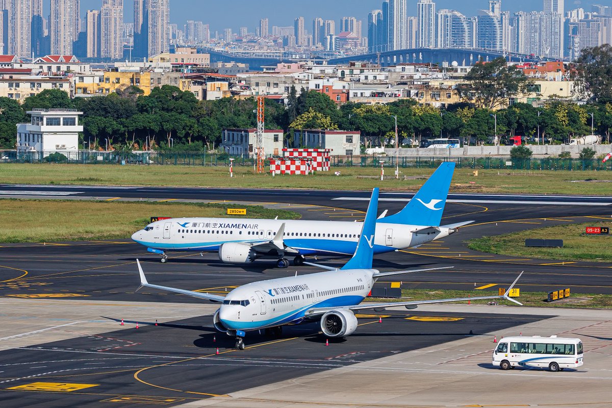 chenjiayue4's tweet photo. Busy morning at Xiamen Gaoqi Airport
#Boeing747 #航空機 #航空機写真 https://t.co/H898klgS5G