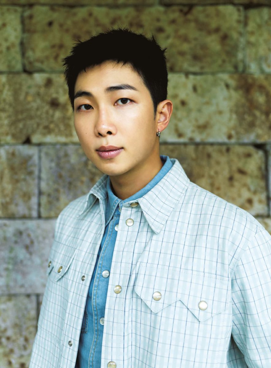 KNamJoon_Spain's tweet photo. 📷 Namjoon para la edición de octubre de @GQJAPAN en el observatorio de Odawara

RM TOKYO NEW GENTLEMAN
#RMxGQJAPAN
#RMxBottegaVeneta
🌸 https://t.co/MmxgnLSkT5