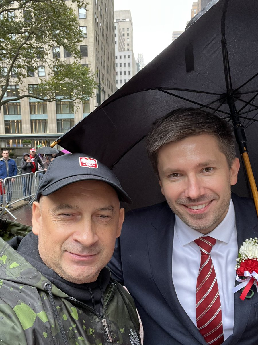 PolishCuisine's tweet photo. October 1st, 2023- what are YOUR plans? I know I’ll be at the Pulaski Day Parade coming down 5th Ave! Mark it on your calendar and get ready to #POLKA #TuJestPolska #ParadaPulaskiego #PulaskiDayParade #NewYork #NowyJork #StanyZjednoczone #USA #PolishParade #NYC https://t.co/smlfxCYIn6