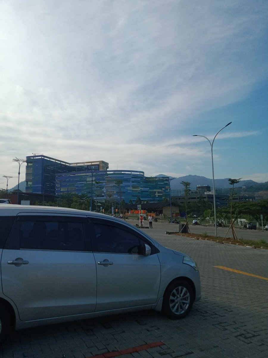 MasterzOnii's tweet photo. What A Nice Day https://t.co/xjvzdf3dyM