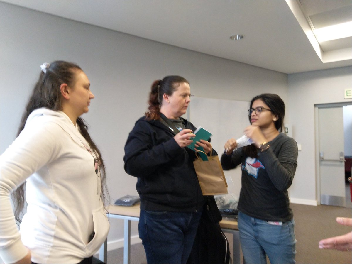 adpead's tweet image. Having fun at  #datacommunity  #datasaturdays #datasaturdaycpt 🎉🎉 @UWConline  @ThatTechieGirl @Carike_B @MikeJohnsonZA