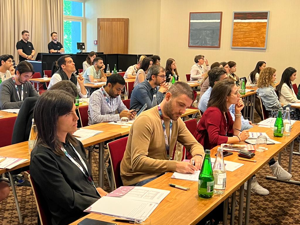 The #ESMOPreceptorship on #Immuno-Oncology just wrapping up 🙌 A two-day educational event covering many subjects, from the essentials of tumour immunology to clinical application. Upcoming courses: ow.ly/fZ6150PRvwt @MdCurioni @DrAngelaLamarca @peters_solange @DJPinato