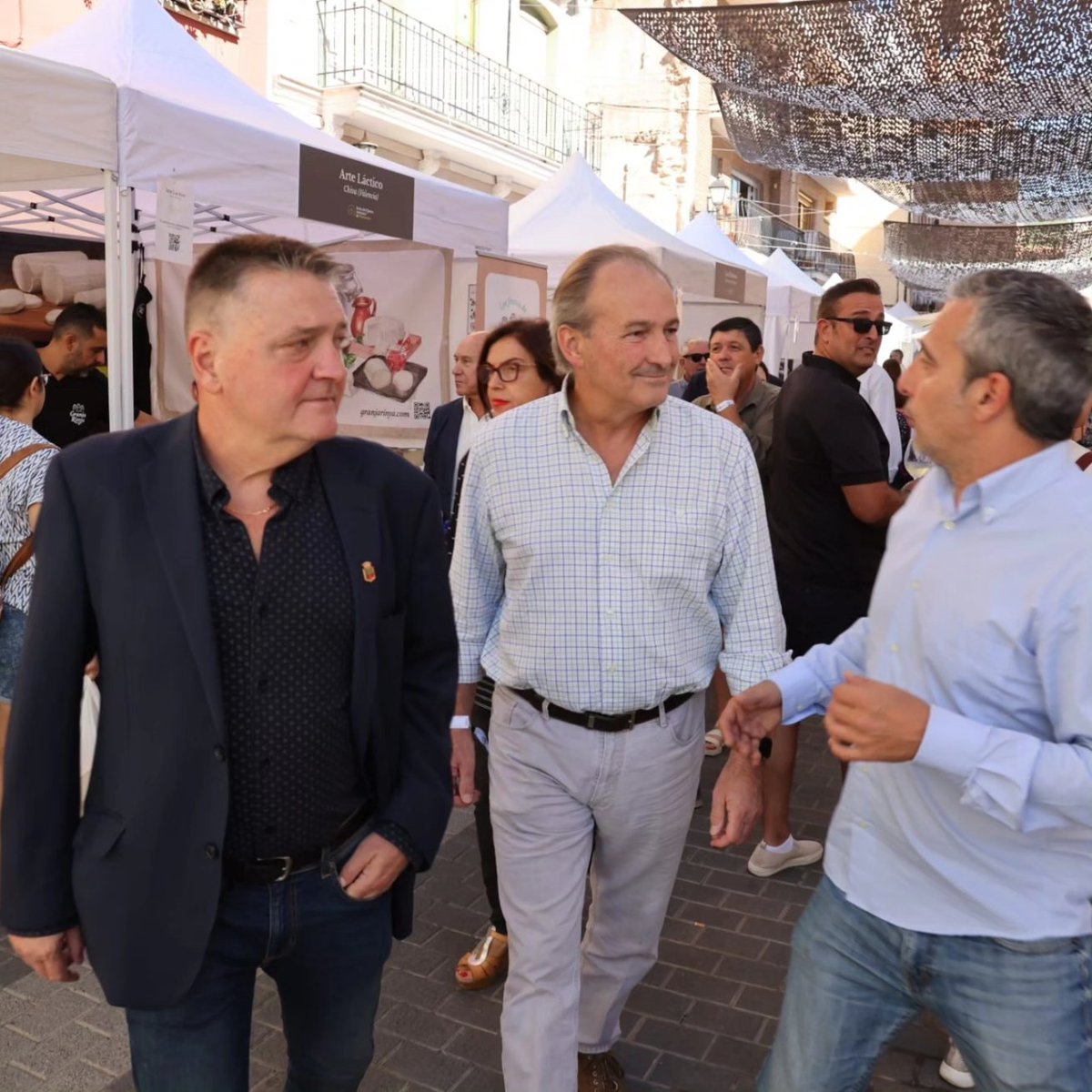 <a href="/AguirreLarrauri/">José Luis Aguirre</a> afirma que la Feria del Queso Artesano de Montanejos pone en valor los productos artesanales valencianos y se compromete a apoyar al sector
